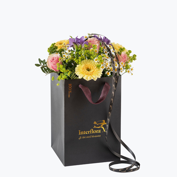 Klassisk, fargerik bukett